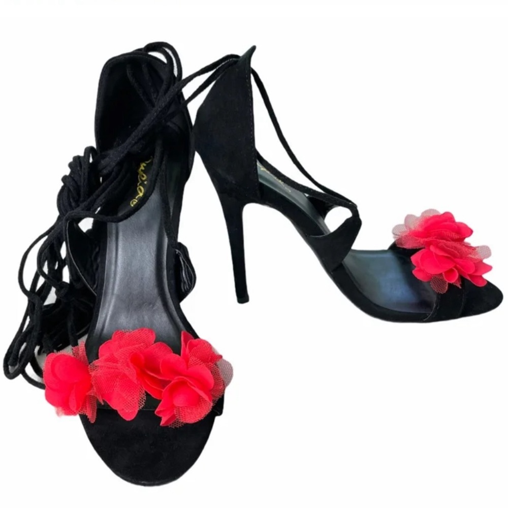 Qupid Ara-107 Black Suede Strappy Stilettos with Red Floral Detail, Size 5.5 - Picture 5 of 16